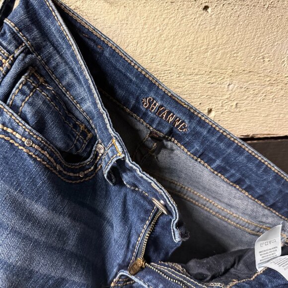 Shyanne Jeans - Picture 3 of 3